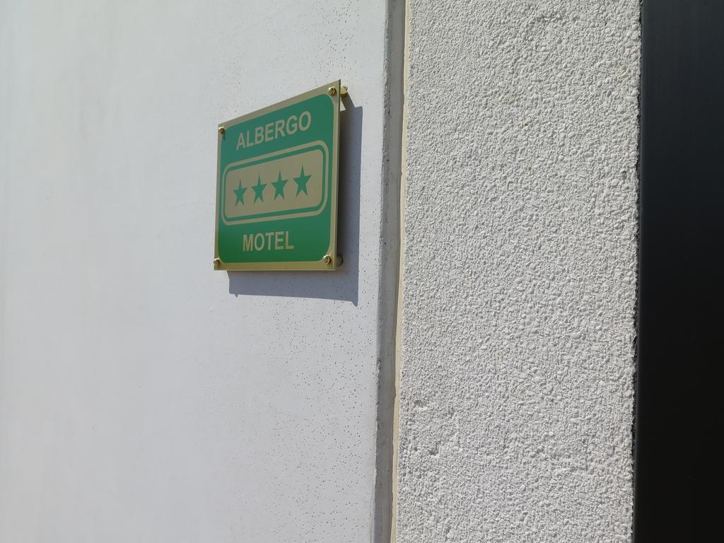 皮尤酒店及汽车旅馆 Vaiano Cremasco 外观 照片
